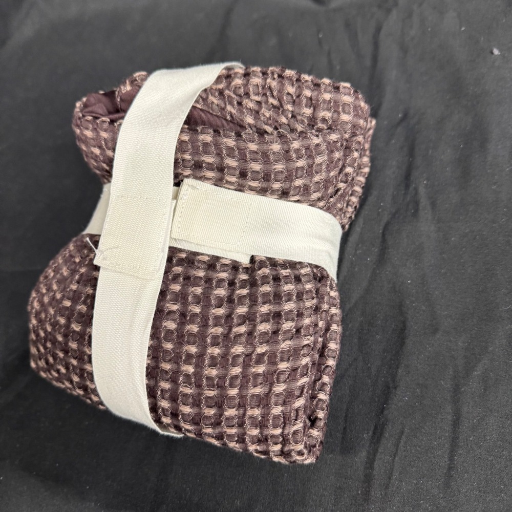 King Textured Waffle Pillow Sham Dark Fig - Casaluna™ - Picture 5 of 9
